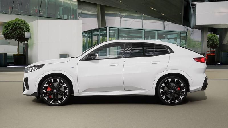 Neu BMW X2 Luxury Line 300 PS (220 kW) 2026 Weiss SUV