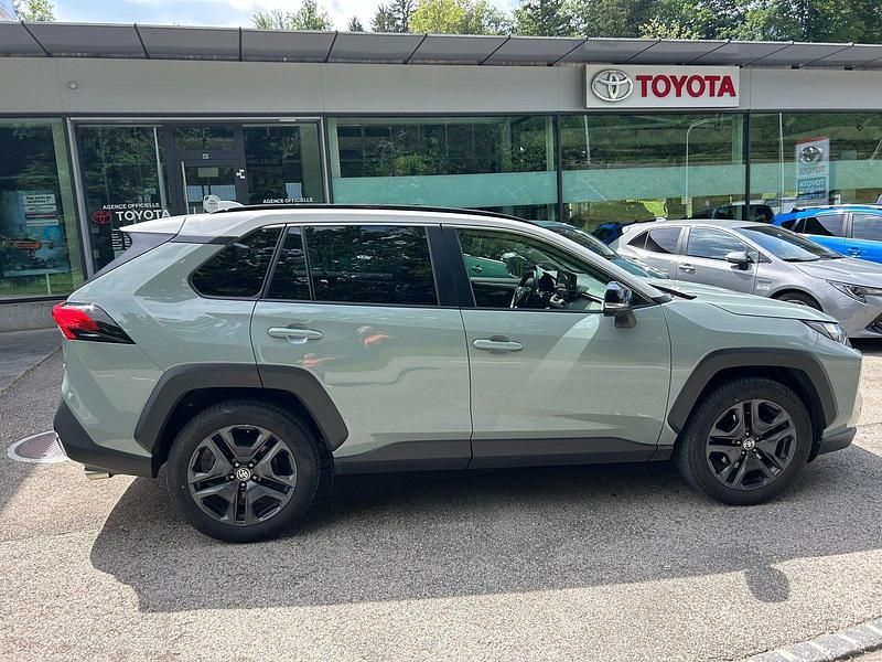 Gebraucht Toyota RAV4 Hybrid 222 PS (163 kW) 2023 SUV