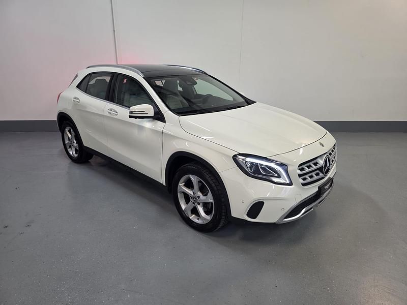 Gebraucht Mercedes GLA200 Urban 136 PS (100 kW) 2017 SUV