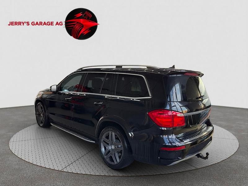 Gebraucht Mercedes GL350 258 PS (189 kW) 2023 SUV