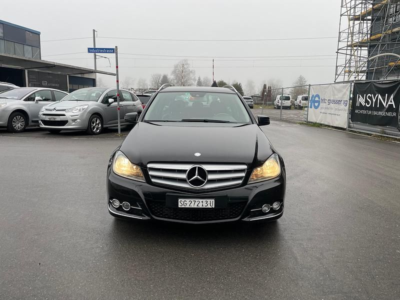 Gebraucht Mercedes C200 136 PS (100 kW) 2011