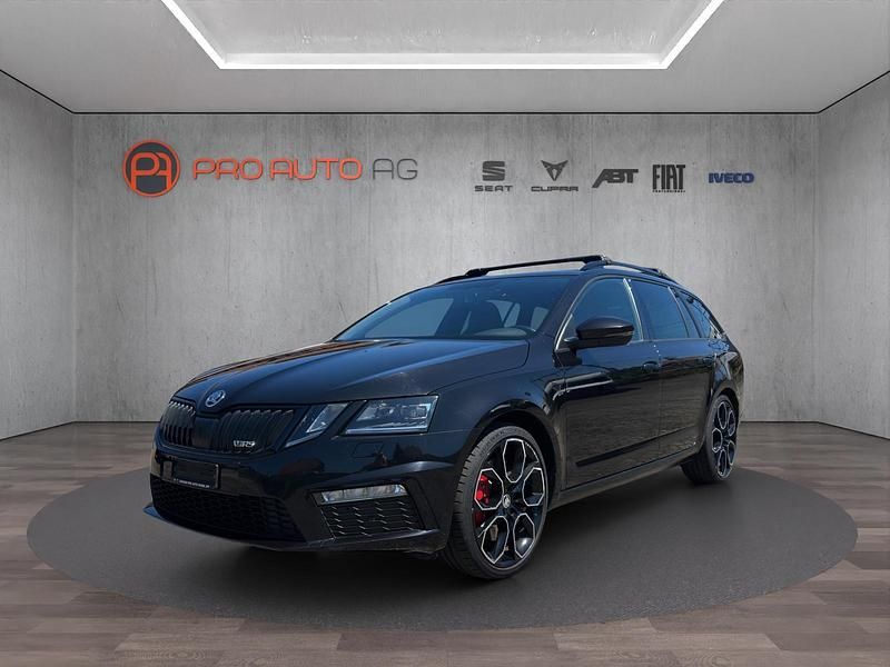 Schwarz Gebraucht 2019 Skoda Octavia RS Kombi | CHF 24’442 (Teuer) - Bild 1/4
