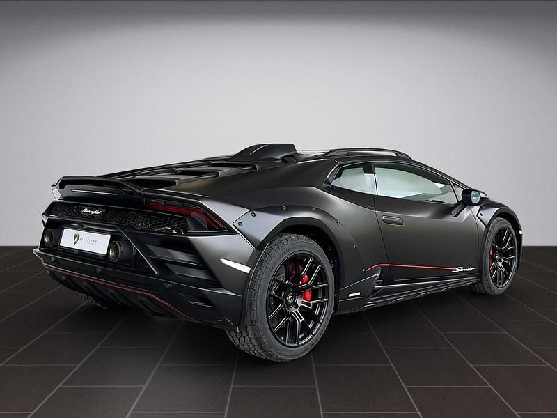 Gebraucht Lamborghini Huracán 611 PS (449 kW) 2023 Braun Coupé