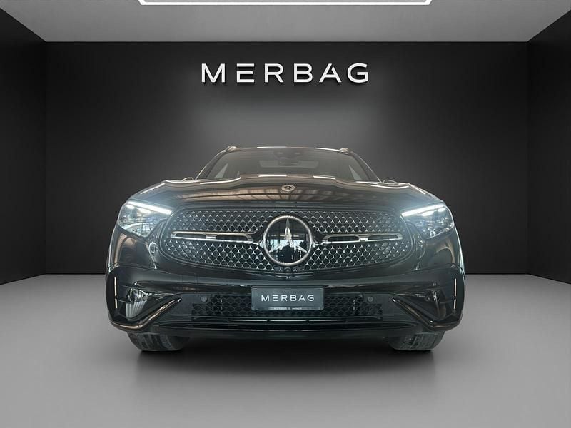 Gebraucht Mercedes GLC300e 204 PS (150 kW) 2023 SUV