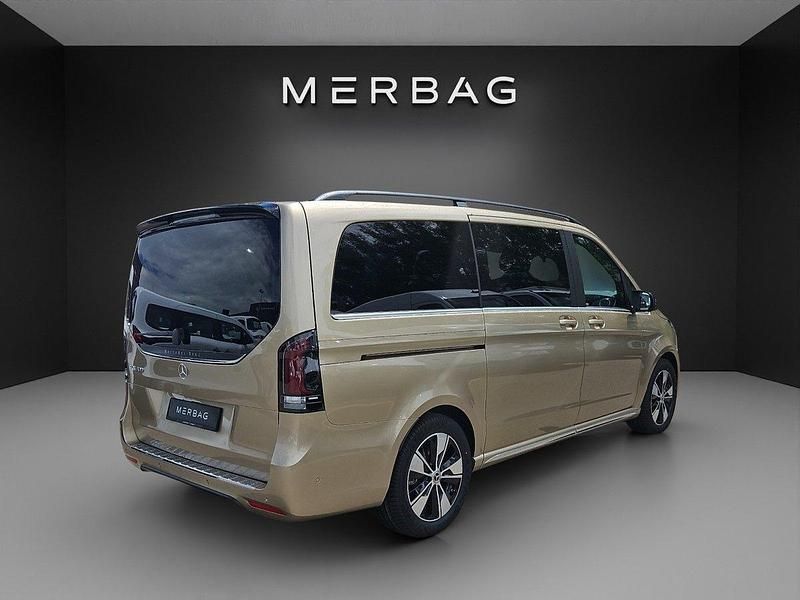 Gebraucht Mercedes EQV300 150 kW (204 PS) 2024 Gold Van / Kleinbus