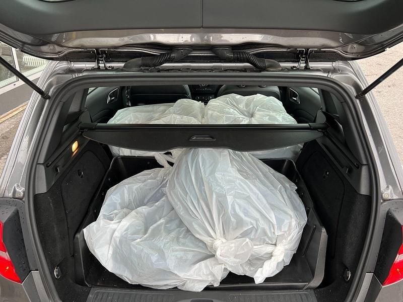 Gebraucht Mercedes B200 156 PS (114 kW) 2012 Anthrazit Van / Kleinbus