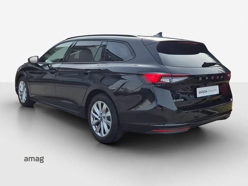 Gebraucht Skoda Superb Selection 204 PS (150 kW) 2025 Schwarz Kombi