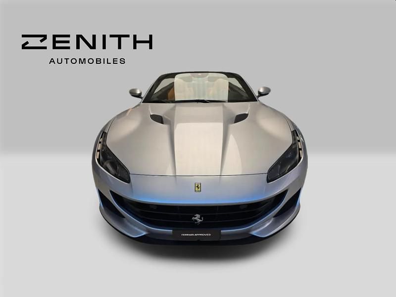 Gebraucht Ferrari Portofino 600 PS (441 kW) 2020 Silber Cabrio