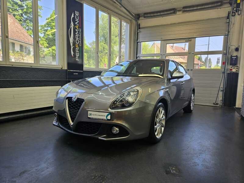 Gebraucht 2016 Alfa Romeo Giulietta Kleinwagen | CHF 8’500 (Fairer Preis) - Bild 1/4