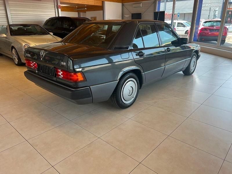Gebraucht Mercedes 190 109 PS (80 kW) 1991 Limousine