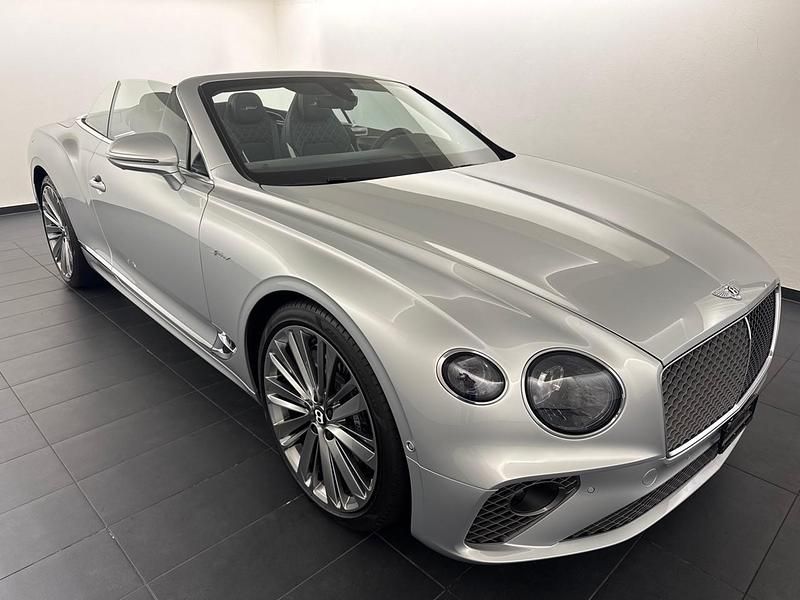 Gebraucht Bentley Continental 659 PS (484 kW) 2024 Limousine