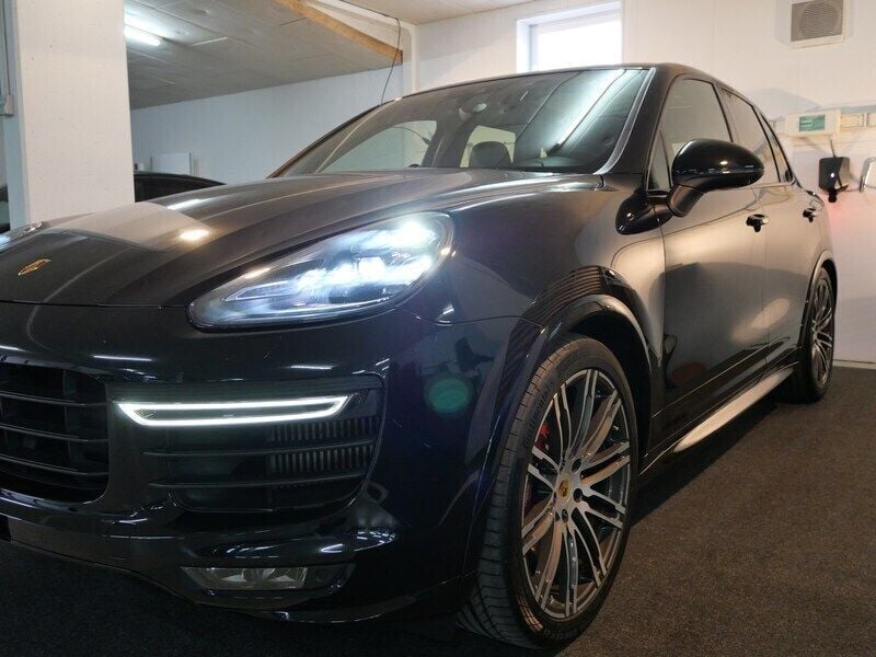 Gebraucht 2016 Porsche Cayenne GTS SUV | CHF 49’800 - Bild 1/4