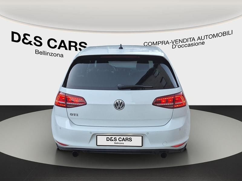 Gebraucht VW Golf VII GTI 220 PS (161 kW) 2016 Limousine