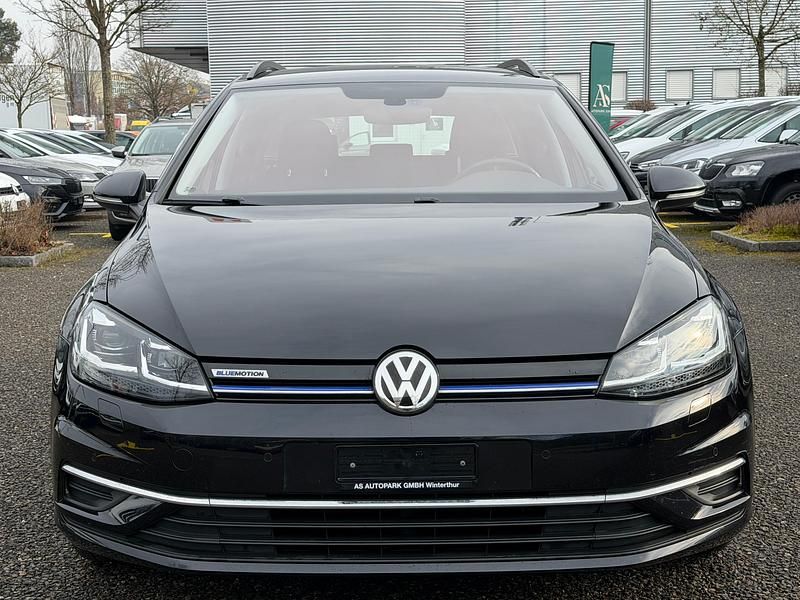 Gebraucht VW Golf VII Comfortline 130 PS (95 kW) 2019 Kombi