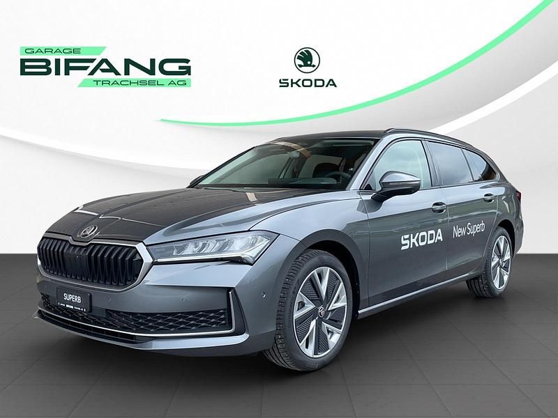 Grau Gebraucht 2024 Skoda Superb Selection Kombi | CHF 42’990 (Teuer) - Bild 1/4