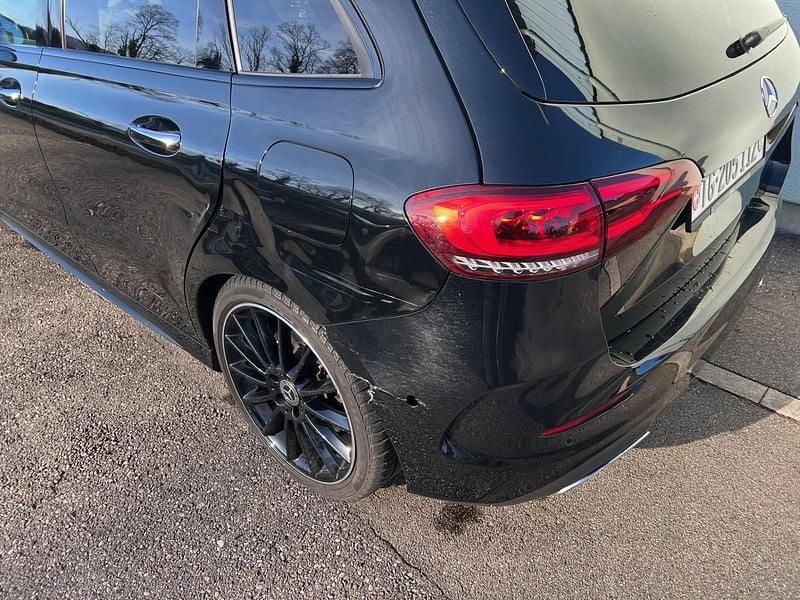 Gebraucht Mercedes B250 AMG line 224 PS (164 kW) 2019 Van / Kleinbus