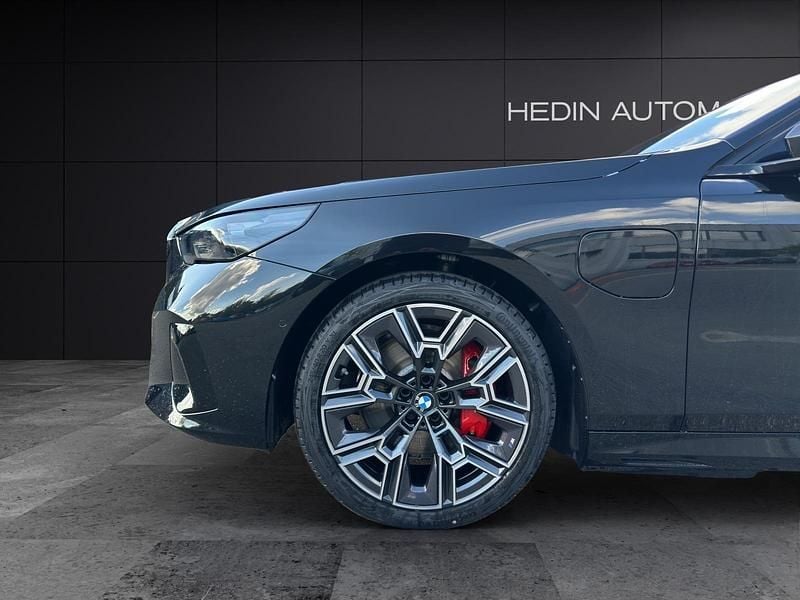 Neu BMW 550e Comfort Edition 489 PS (359 kW) 2025 Schwarz Kombi