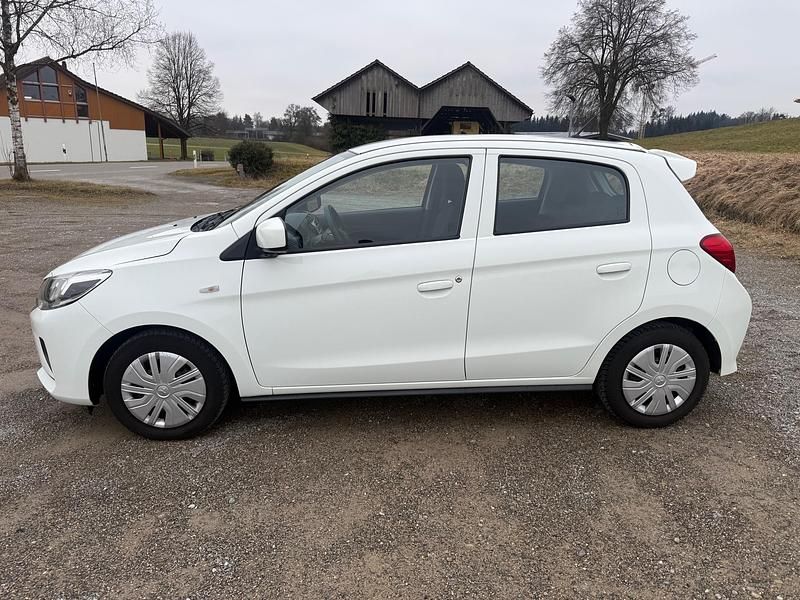 Gebraucht Mitsubishi Space Star 71 PS (52 kW) 2022 Kleinwagen