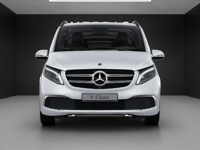 Gebraucht Mercedes V300 Avantgarde 239 PS (175 kW) 2024 Weiss Van / Kleinbus