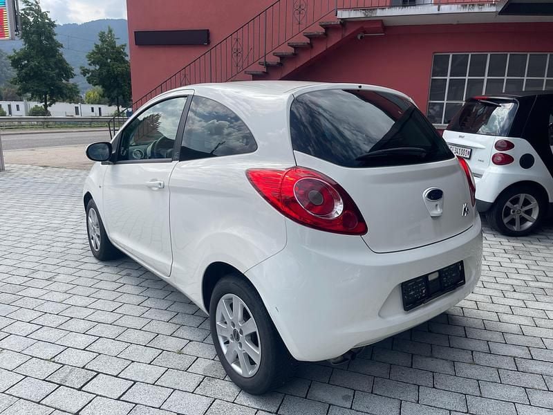 Gebraucht Ford Ka Titanium 69 PS (50 kW) 2012 Kleinwagen
