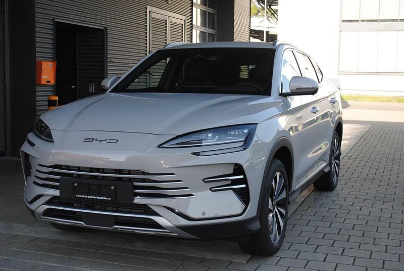 Neu BYD Seal Design 323 PS (237 kW) 2026 Kombi