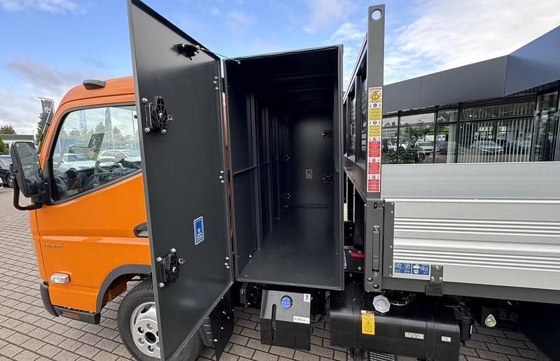 Gebraucht Mitsubishi Canter 150 PS (110 kW) 2024