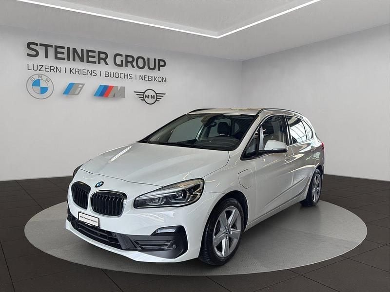 Gebraucht BMW 225 Active Tourer iPerformance 220 PS (161 kW) 2021 Weiss Van / Kleinbus