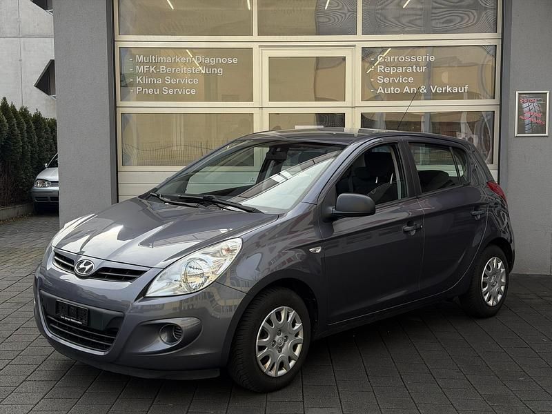 Gebraucht Hyundai i20 Comfort 78 PS (57 kW) 2011 Kleinwagen
