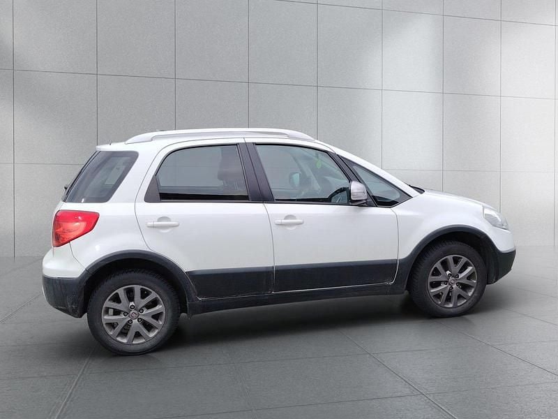 Gebraucht Fiat Sedici Cross 120 PS (88 kW) 2014 SUV
