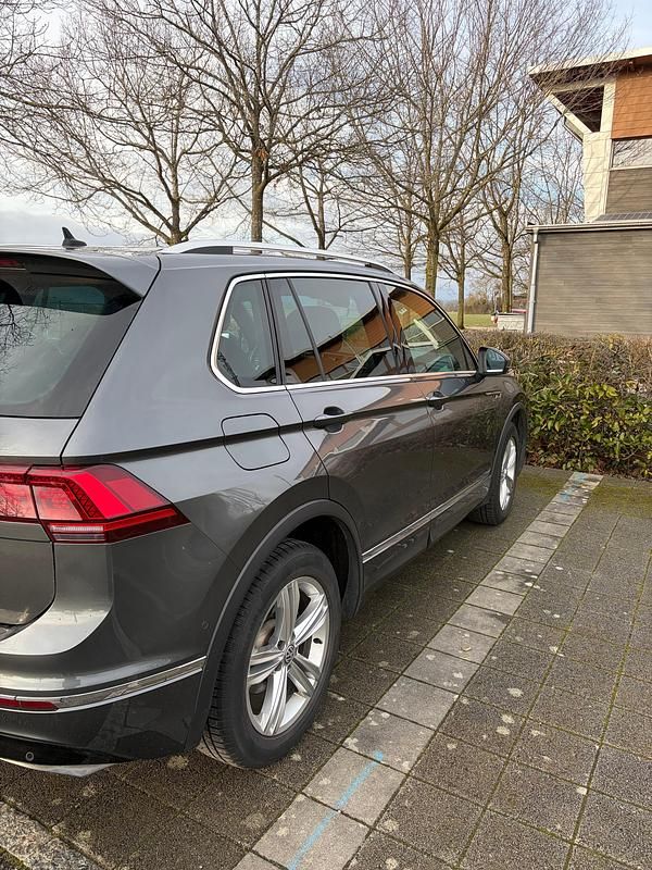 Gebraucht VW Tiguan Highline 220 PS (161 kW) 2018 SUV