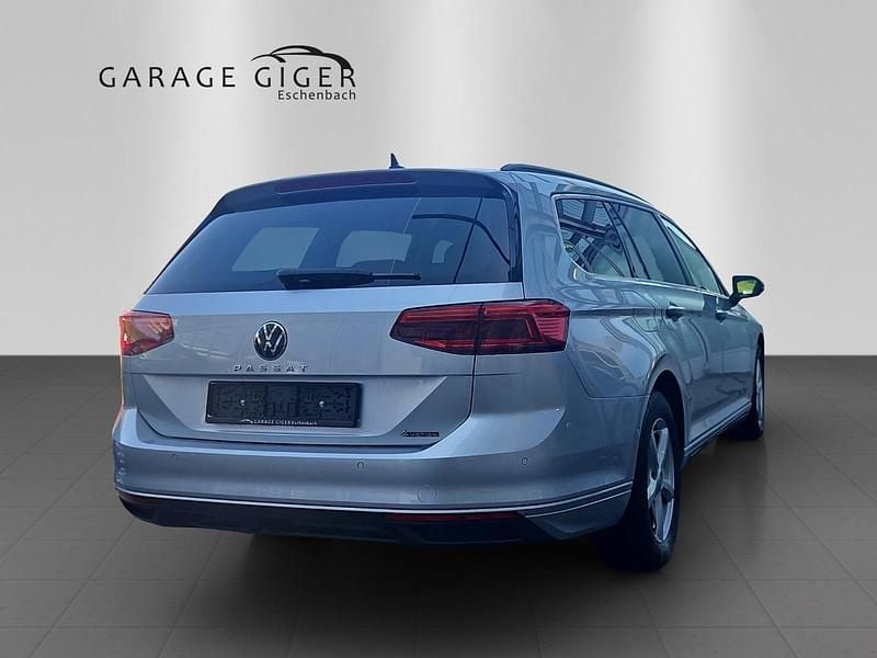 Gebraucht VW Passat Elegance 200 PS (147 kW) 2021