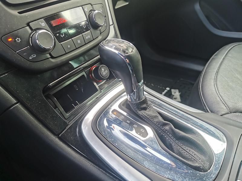 Gebraucht Opel Insignia Cosmo 250 PS (183 kW) 2013 Kombi