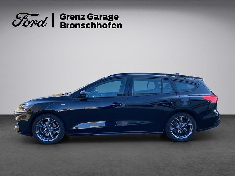 Gebraucht Ford Focus ST-Line 155 PS (114 kW) 2020 Schwarz Kombi