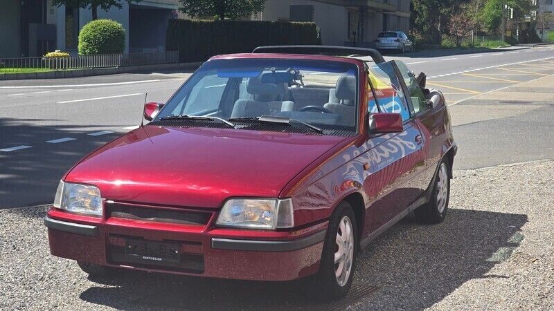Gebraucht 1989 Opel Kadett Cabrio | CHF 6’900 - Bild 1/4