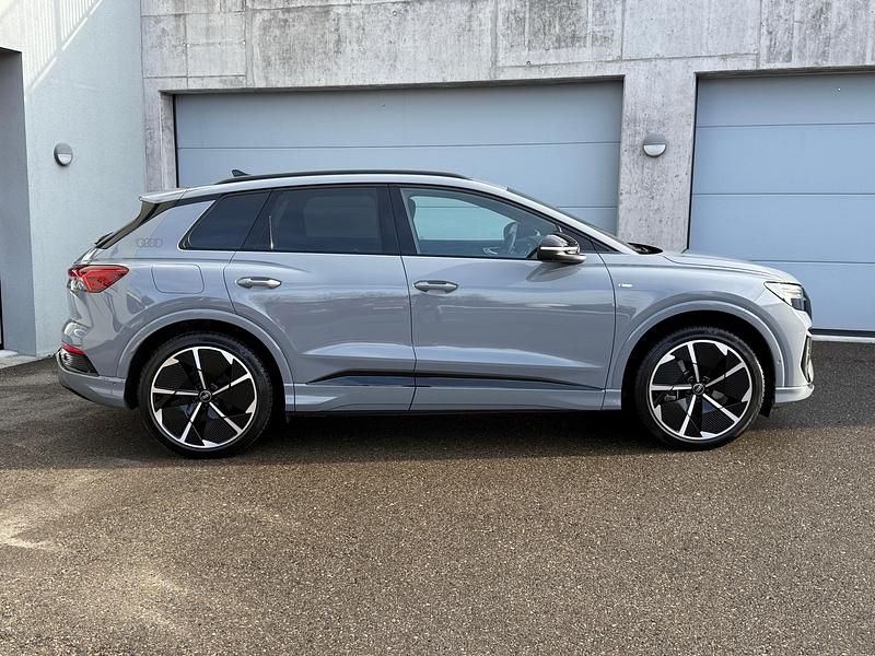 Gebraucht Audi Q4 e-tron S-Line 194 kW (265 PS) 2023 SUV