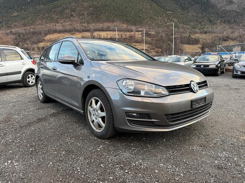 Gebraucht VW Golf VII Comfortline 122 PS (89 kW) 2014 Kombi