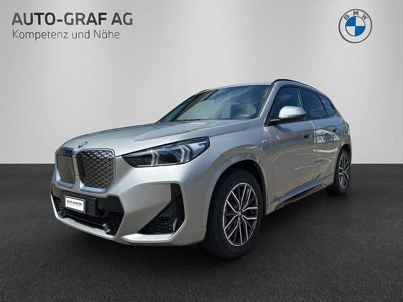 Neu 2025 BMW iX1 M Sport SUV | CHF 53’500 (Superpreis) - Bild 1/4