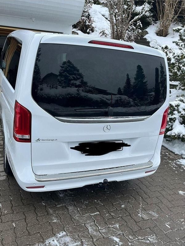 Gebraucht Mercedes V250 190 PS (139 kW) 2022 Van / Kleinbus