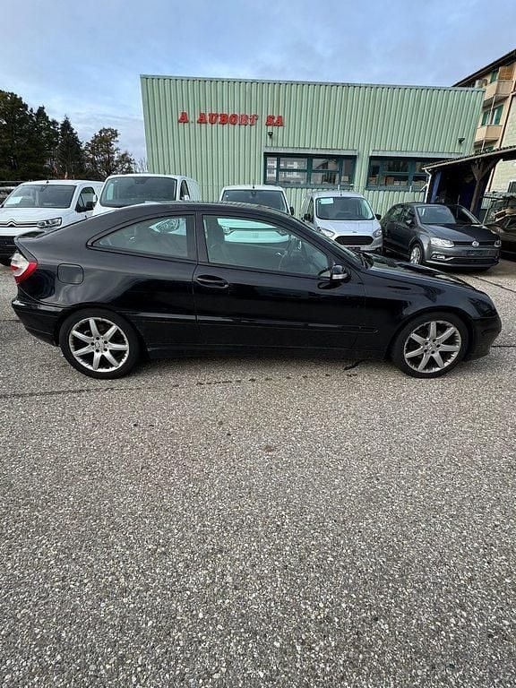 Gebraucht Mercedes C180 143 PS (105 kW) 2008 Coupé