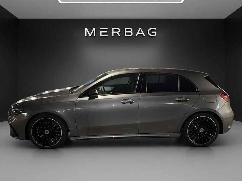 Neu Mercedes A220 190 PS (139 kW) 2025 Grau Limousine