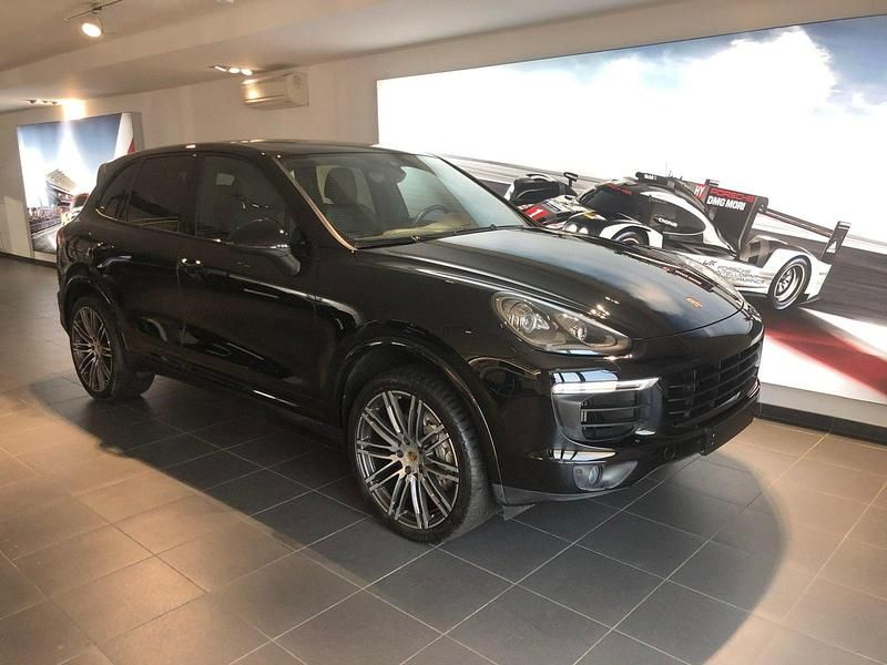 Gebraucht 2017 Porsche Cayenne SUV | CHF 45’900 - Bild 1/4