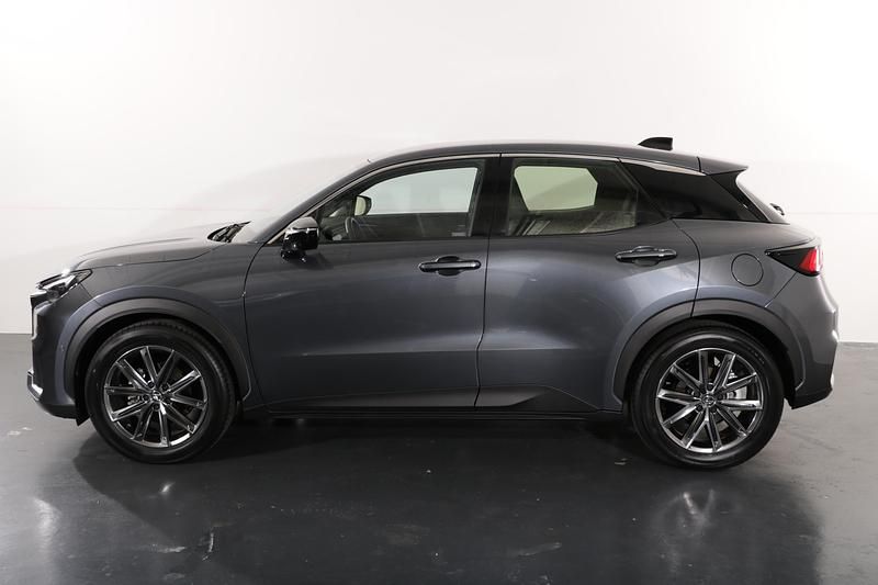 Gebraucht Lexus LBX 136 PS (100 kW) 2025 Grau SUV