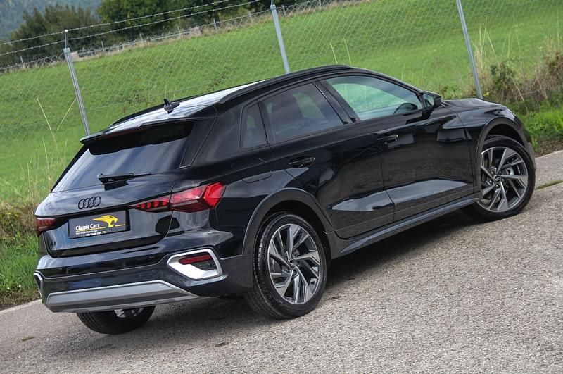 Neu Audi A3 e-tron S-Line 150 PS (110 kW) 2025 Kleinwagen