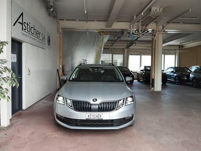 Gebraucht Skoda Octavia Soleil 190 PS (139 kW) 2020 Silber Kombi