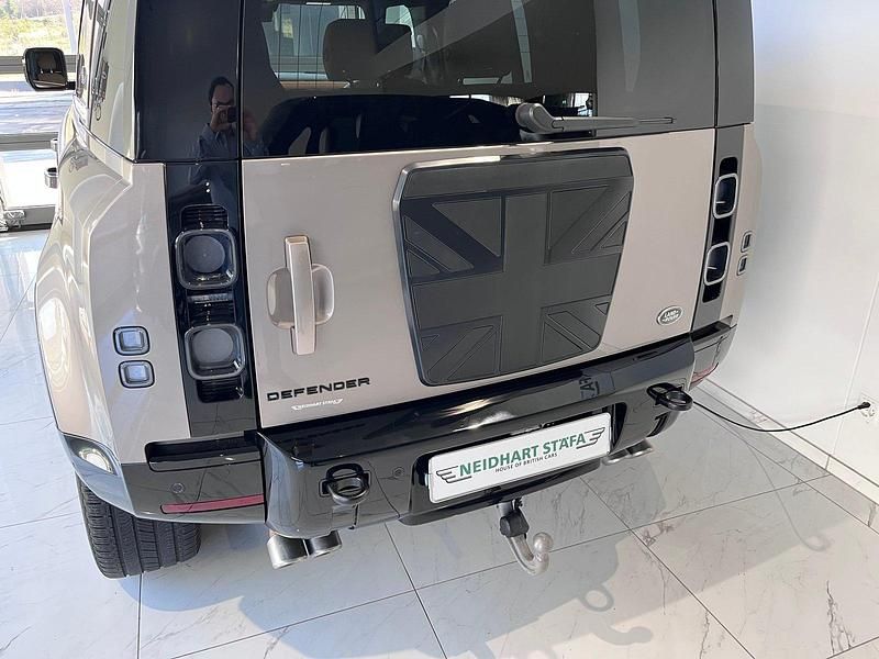 Gebraucht Land Rover Defender 525 PS (386 kW) 2023 SUV