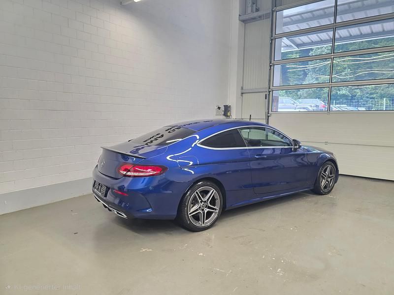 Gebraucht Mercedes C220 AMG line 194 PS (142 kW) 2020 Coupé