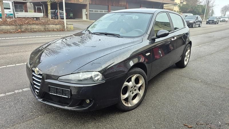 Gebraucht 2005 Alfa Romeo 147 Progression Kleinwagen | CHF 400 (Superpreis) - Bild 1/4