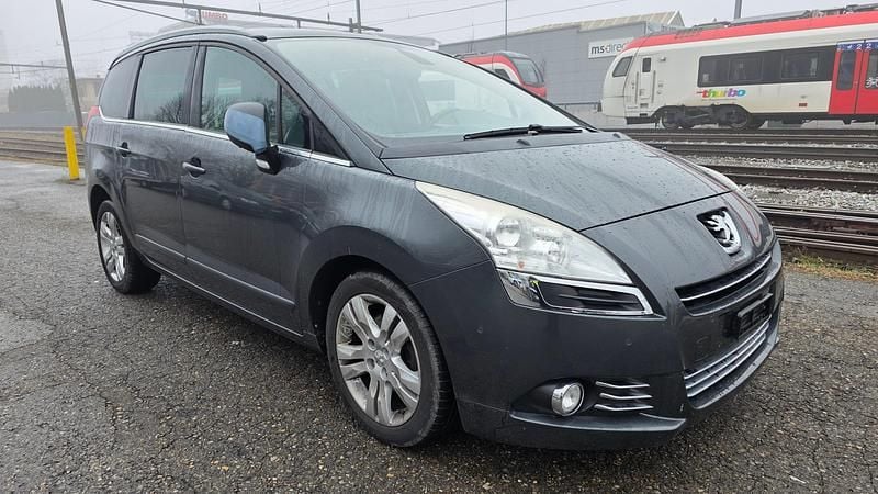 Gebraucht 2012 Peugeot 5008 Family | CHF 1’650 (Superpreis) - Bild 1/4