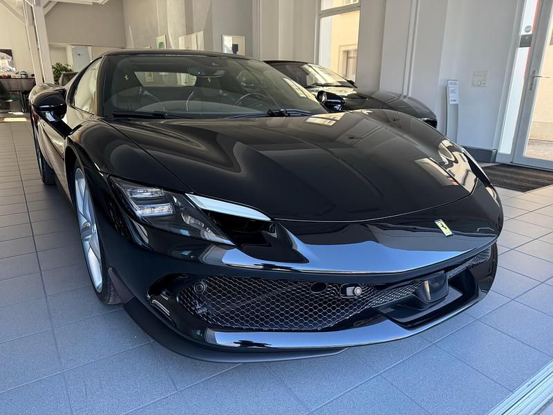 Neu Ferrari 296 830 PS (610 kW) 2025