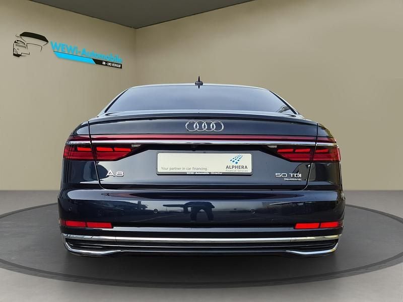 Gebraucht Audi A8 Ambiente 286 PS (210 kW) 2024 Blau Limousine